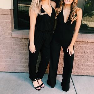 BLACK fitted JUMPSUIT! Flattering & stretchy